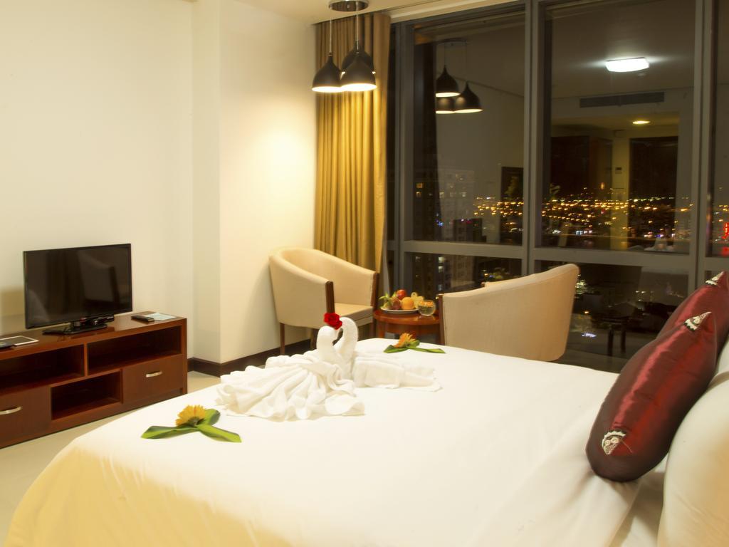 Da Nang Han River Hotel Kültér fotó