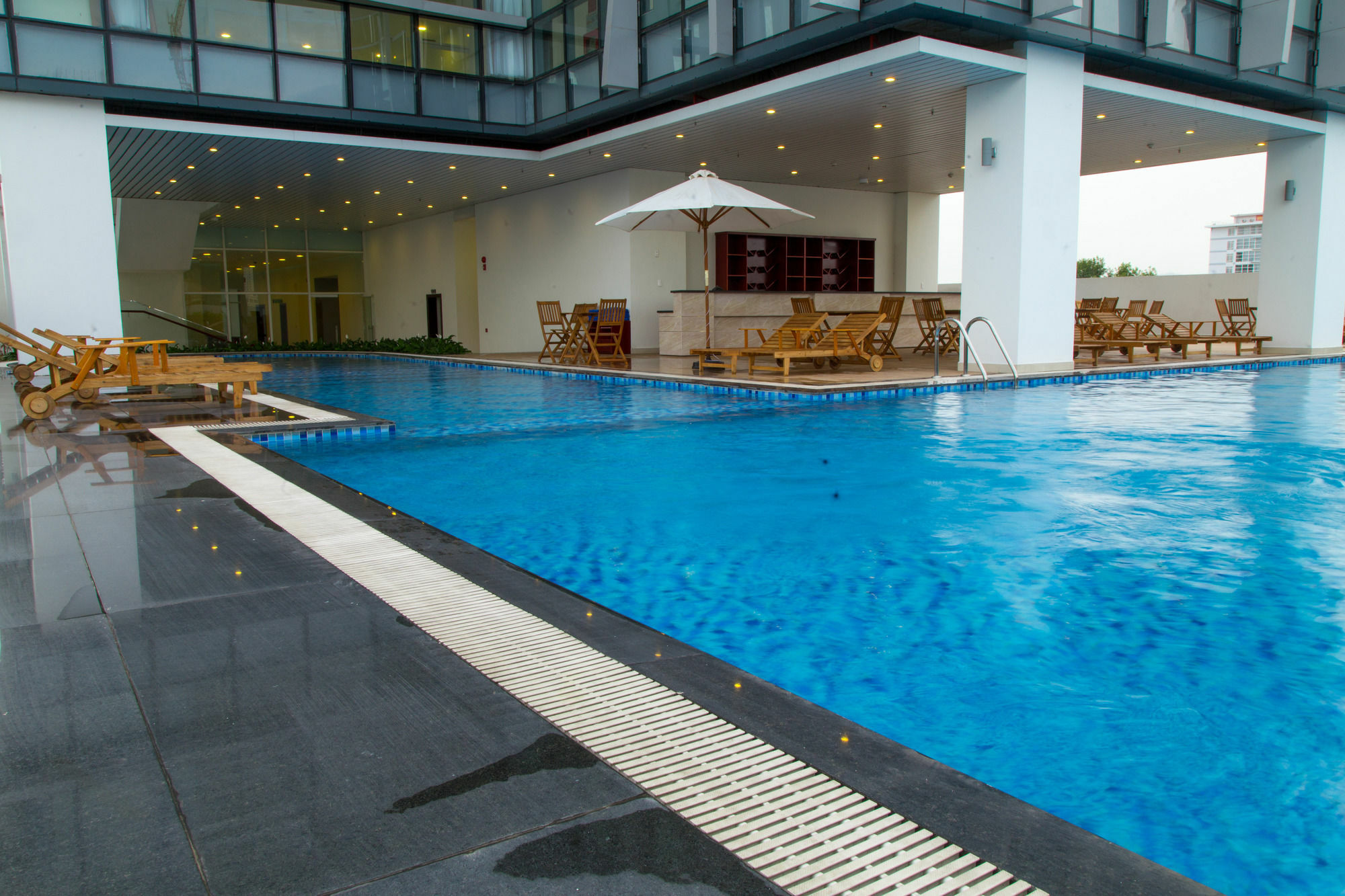 Da Nang Han River Hotel Kültér fotó